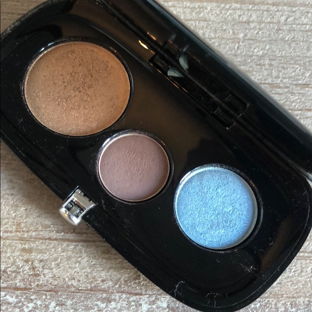Marc Jacobs Gold and blue eye shadow